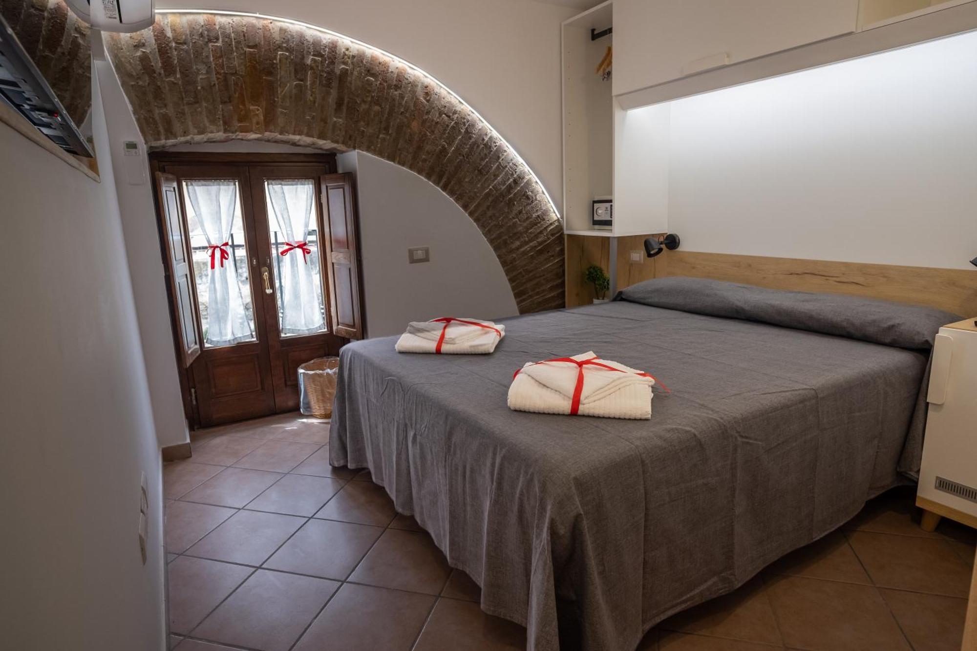 La 2* Milazzo